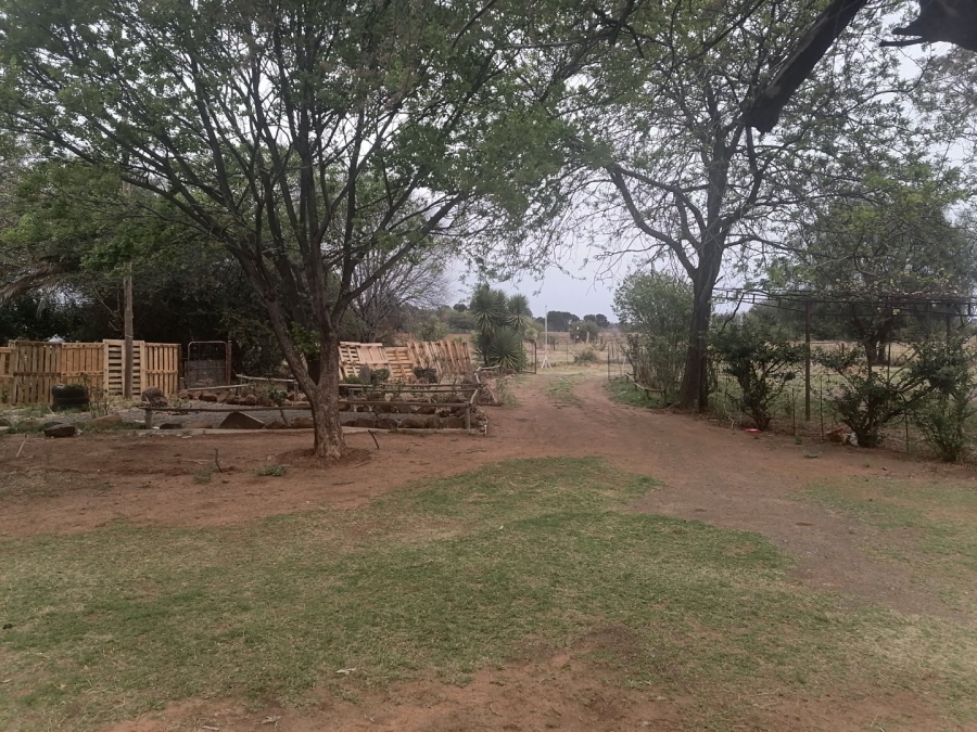 5 Bedroom Property for Sale in Bloemfontein Rural Free State